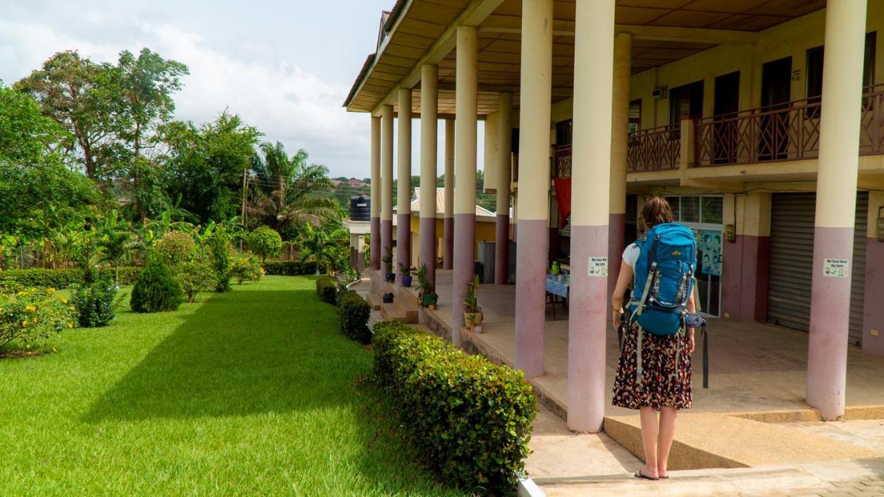 Sign Of Silence Hostel Kumasi Exterior photo