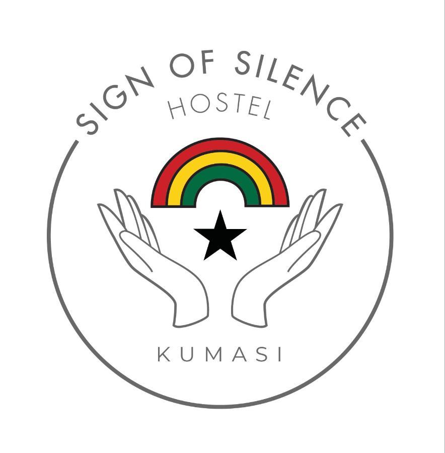 Sign Of Silence Hostel Kumasi Exterior photo